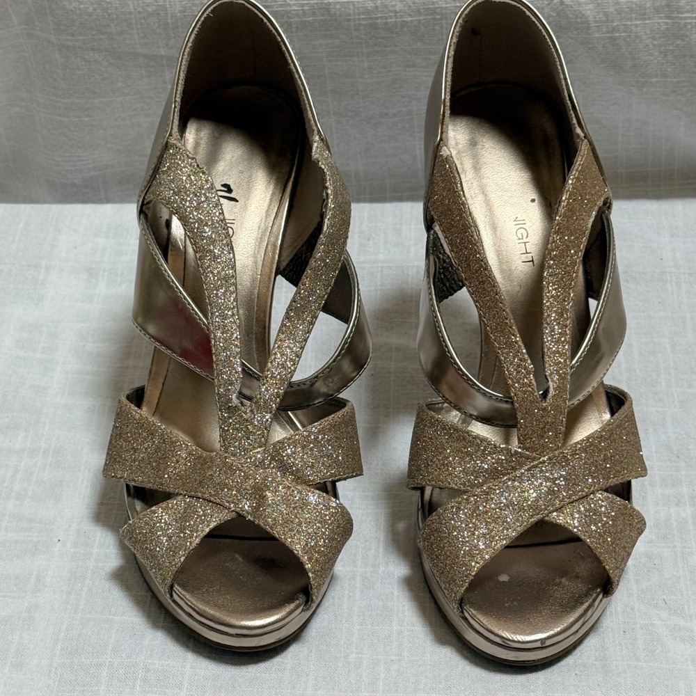Fioni‎ Night Platform Sandals 6 Champagne Gold Glitter Caged Peep Toe Stiletto